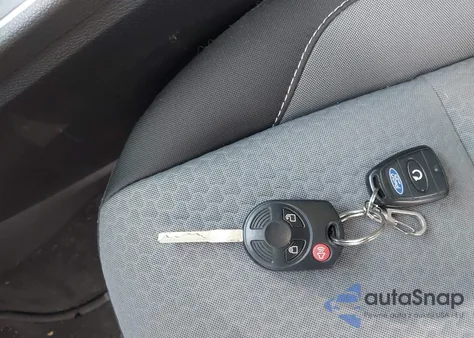 2017 Ford Escape Se from USA, damaged, VIN 1FMCU9G92HUE32440